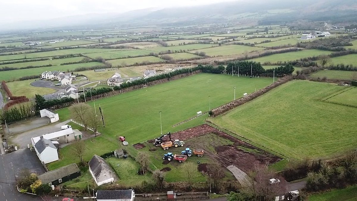 BallybaconG's tweet photo. 🎉 𝐄𝐗𝐂𝐈𝐓𝐈𝐍𝐆 𝐍𝐄𝐖𝐒🎉 

Following our successful Christmas Draw in 2024. We are delighted to announce that work has begun on our Astroturf Pitch.  
We would like to thank all of our incredible supporters  for making this happen 👏🏼👏🏼

Exciting times ahead 🟢🟡 
#pstsport https://t.co/2AW16Lktvl