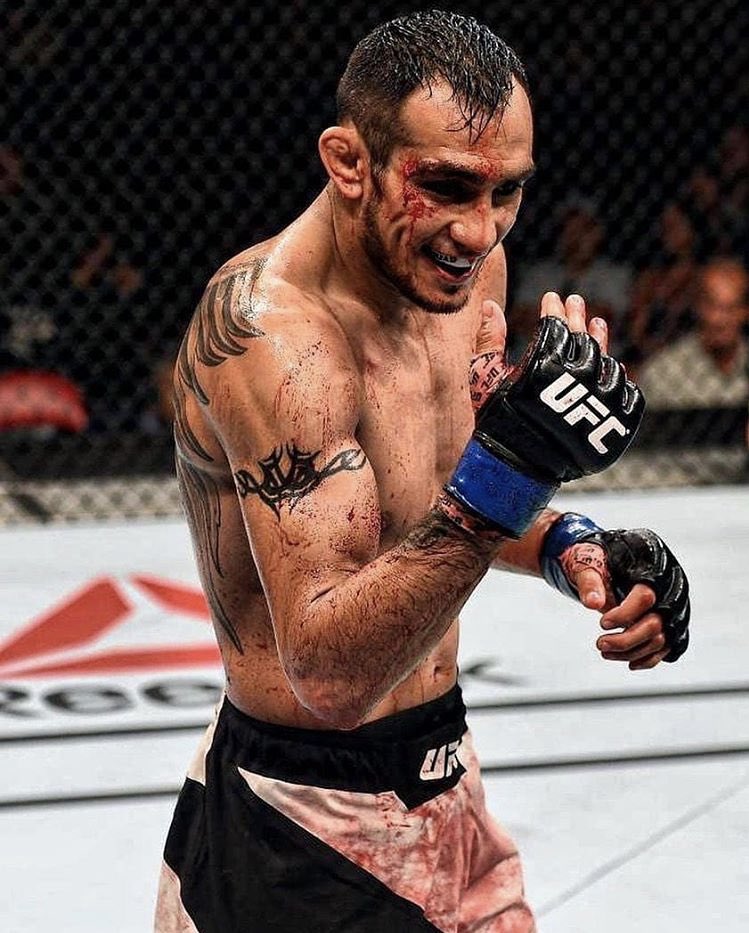 Tony Ferguson has officially LEFT the UFC 💔

Newer MMA fans have never seen him win a fight, but he is still a legend and one of the greatest lightweights in MMA history

We will never forget that 7 year undefeated run

Thank you Tony 🙏