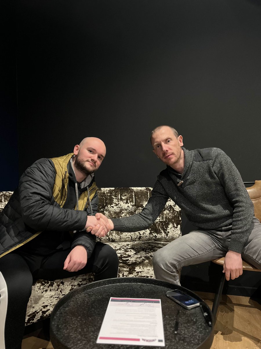 Notre deuxième joueur du roster L2 à venir d'Amiens ! 
obsidium.team/portfolio/hugr…
5/5