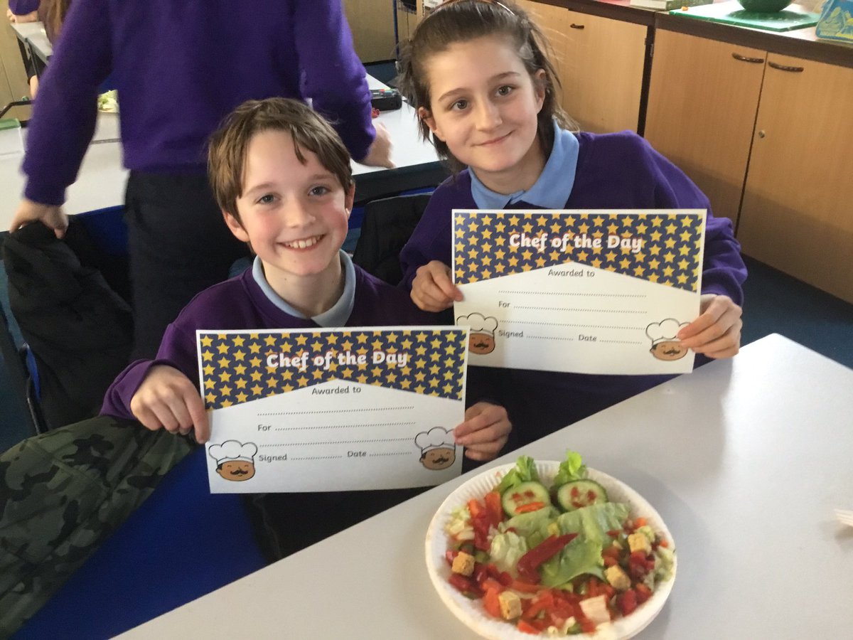 CCCRPrimary's tweet photo. Chefs of the day! #cccrdt https://t.co/6PMFZdhPgu