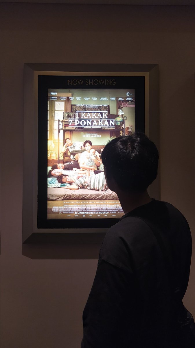lamabenerdah's tweet photo. @Freya_JKT48
Kamu bagus banget Fre udah mulai terlihat perkembangan nya. Gabisa menahan nangis saat liat Nina nangis juga duhh menyentuh sekali. Terimakasih dan selamat buat film nya ya Fre, 9/10 banget ini mah keren
#FreView #1kakak7ponakan https://t.co/kSgBuuOz3V