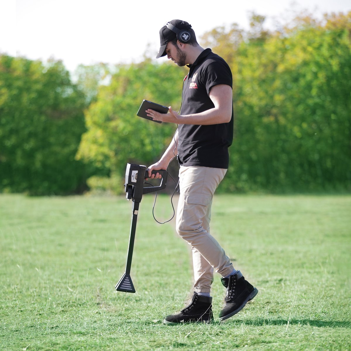 MegaDetection20's tweet image. Infinity Max Pro is the ultimate tool for metal detection! 
With advanced technologies and versatile applications, it excels in finding deep treasures, gold prospecting, and locating underground cavities and tunnels. 

#infinitymaxpro
#MetalDetector