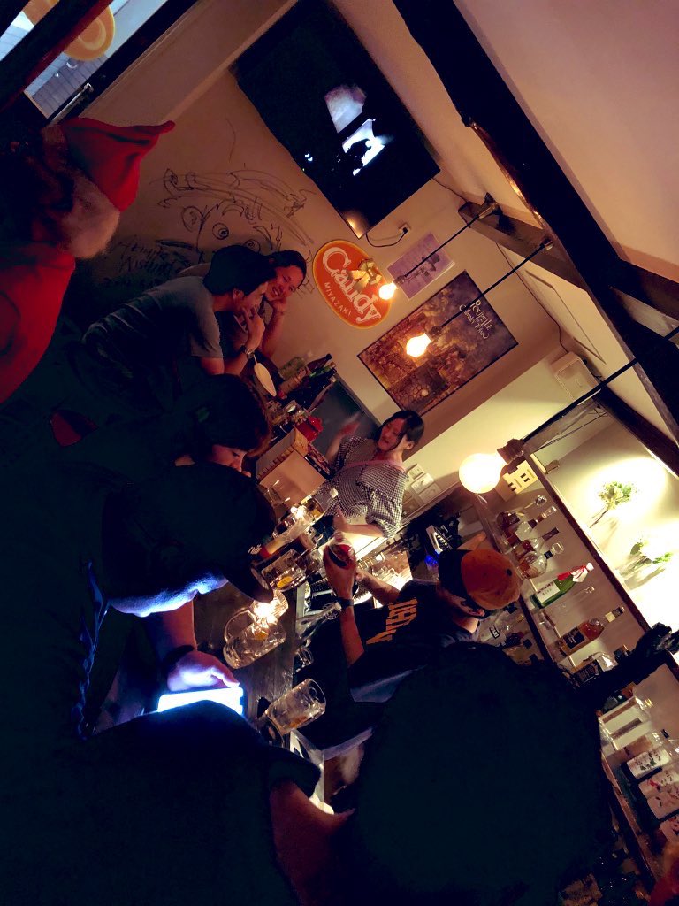 niccoru's tweet photo. 西野亮廣さん絵本映画『えんとつ町のプペル』の世界観から生まれたスナックBAR『CANDY』の宮崎店

スナックCANDY宮崎
#宮崎 #ニシタチ で元気に営業中❣️
ふらっとお越しください☺️

🎨Web
https://t.co/bslhl6NSfM

【住所】宮崎市中央通8-13宮崎ビル2F
【営業】20時頃〜0時頃迄 週末遅め

#スナック https://t.co/Bn7PHUxTMX