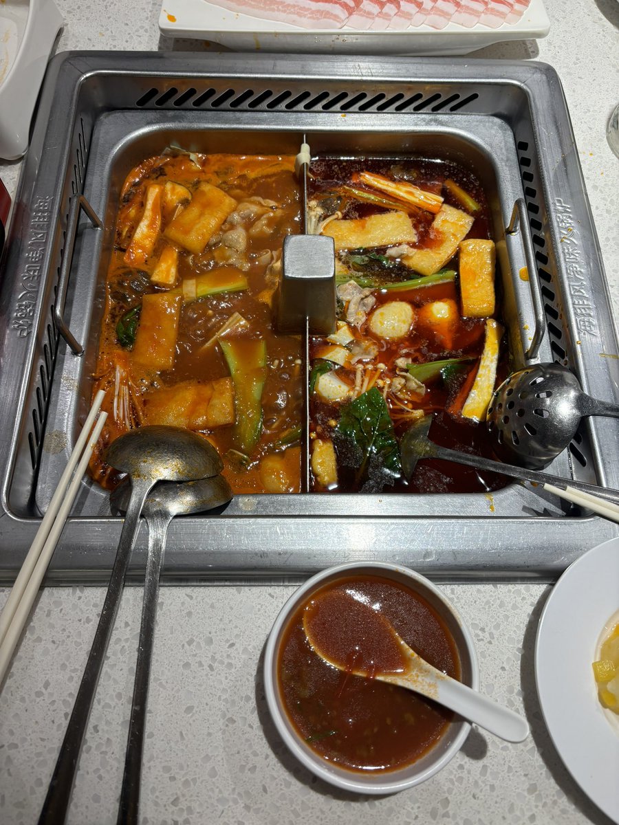 VVoqvt's tweet photo. 火鍋🍲 https://t.co/9XrlG6BZnP