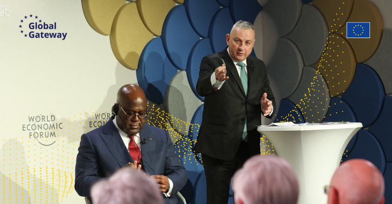 EU_Partnerships's tweet photo. This week, Commissioner @JozefSikela brought the 🇪🇺 #GlobalGateway strategy to @wef:

💡 Showcased EU’s unique approach to global cooperation
🌱 Launched the Green Corridor initiative with @FelixUdps
⚡ Pushed for clean energy investments from the public &amp; private sector

#WEF25