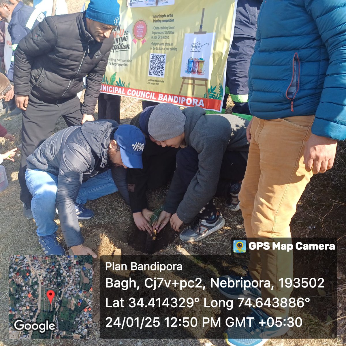 CEOMCBANDIPORA's tweet photo. "Today, the Municipal Council Bandipora organized a series of impactful activities at Nishat Park Bandipora under the Plogging Drive initiative.
#CleanRepublic #Swachhik
@mandeep082 @JKHUDD1 @DULBKASHMIR @dcbandipora @diprjk @dicbandipora https://t.co/nyXSZyEvVt