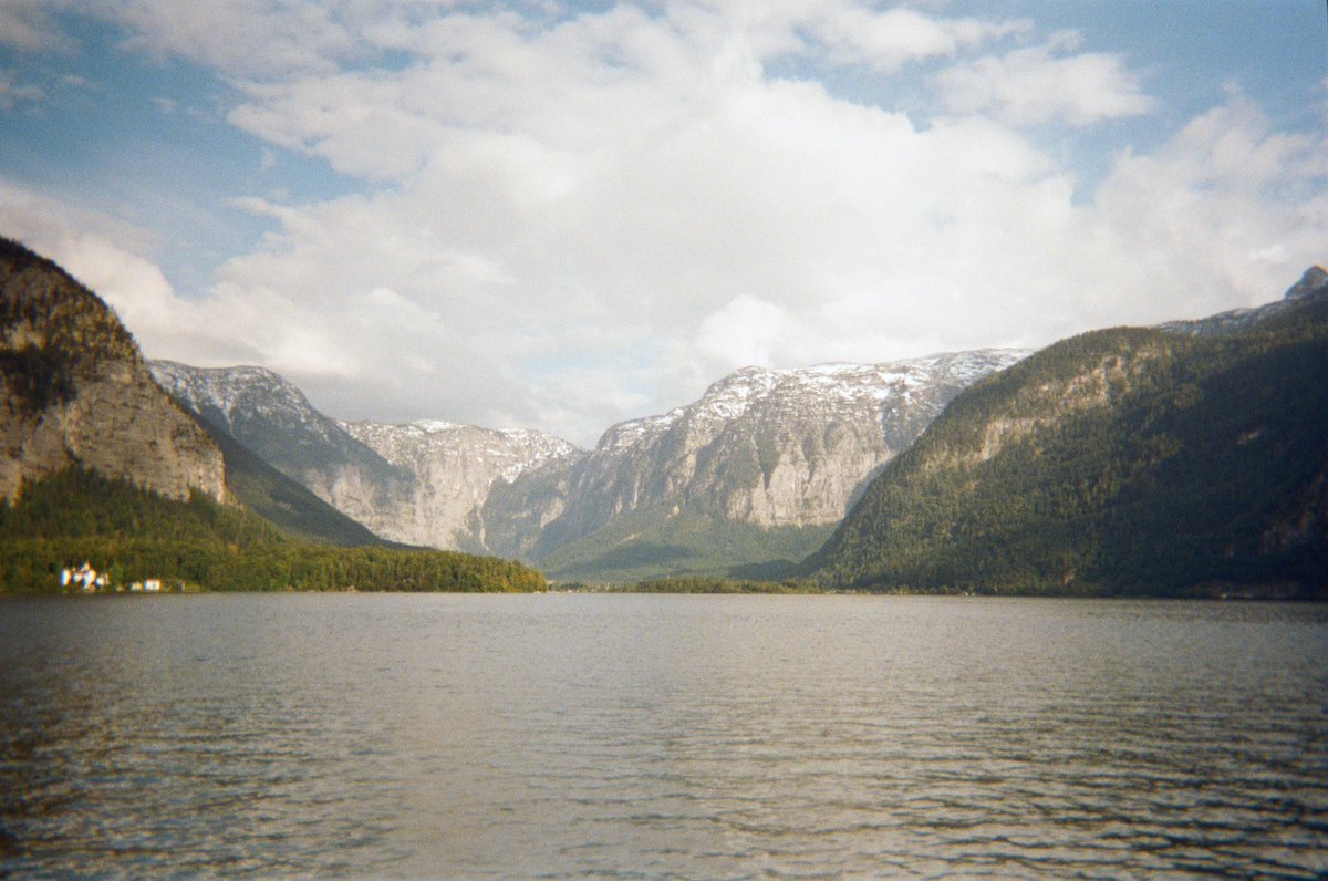 goelaakash79's tweet photo. Hallstatt on 35mm film - Austria, 2025 https://t.co/IpaUR6YiB3