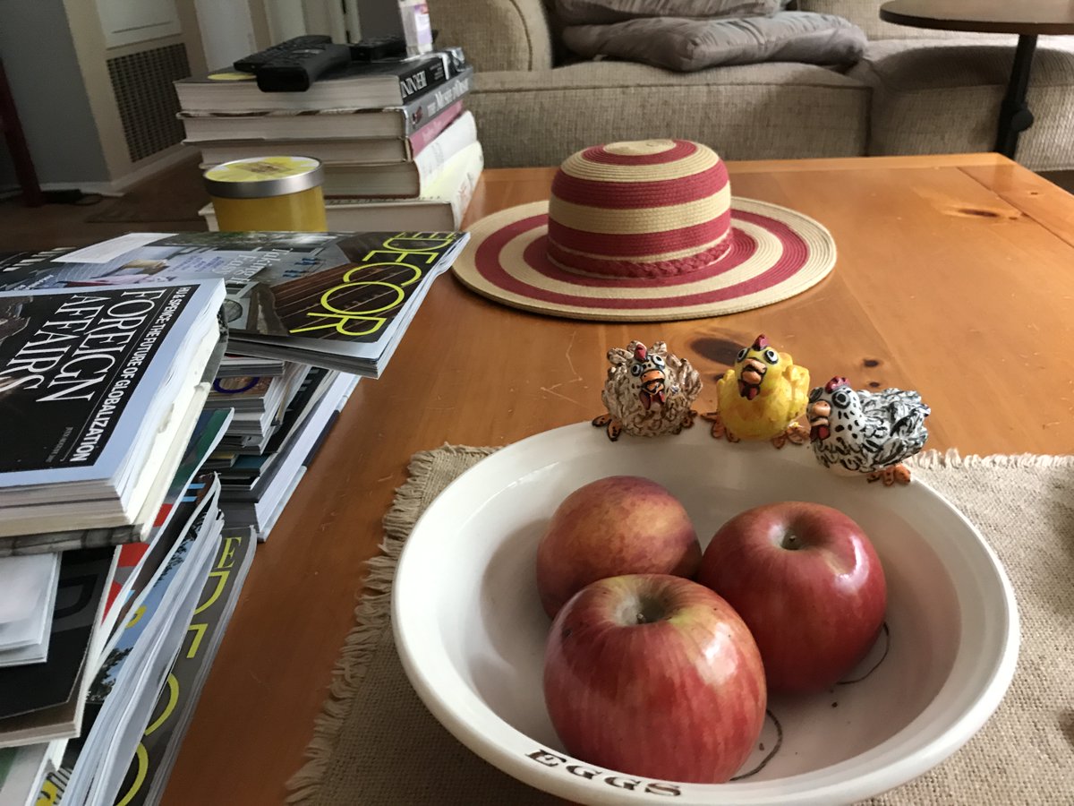 How much do I love the sun? A heckuva lot!
Even more so because spring, summer and fall is when I where my favorite hat: this one. Find out why Iin my latest newsletter. ALSO, A CONTEST for a chance to win 3 novels. view.flodesk.com/emails/67932c6…