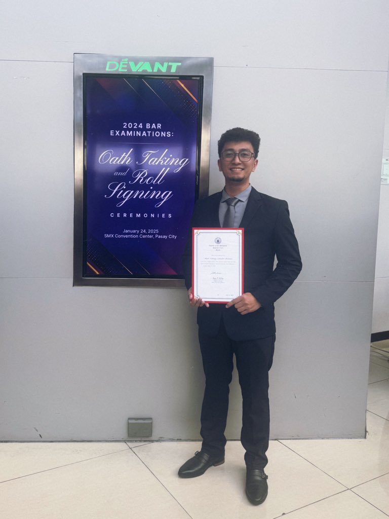 makibulusan's tweet photo. Finally, a full-fledged #MostValuableLawyer ✨ https://t.co/I0DjEkeZ2s