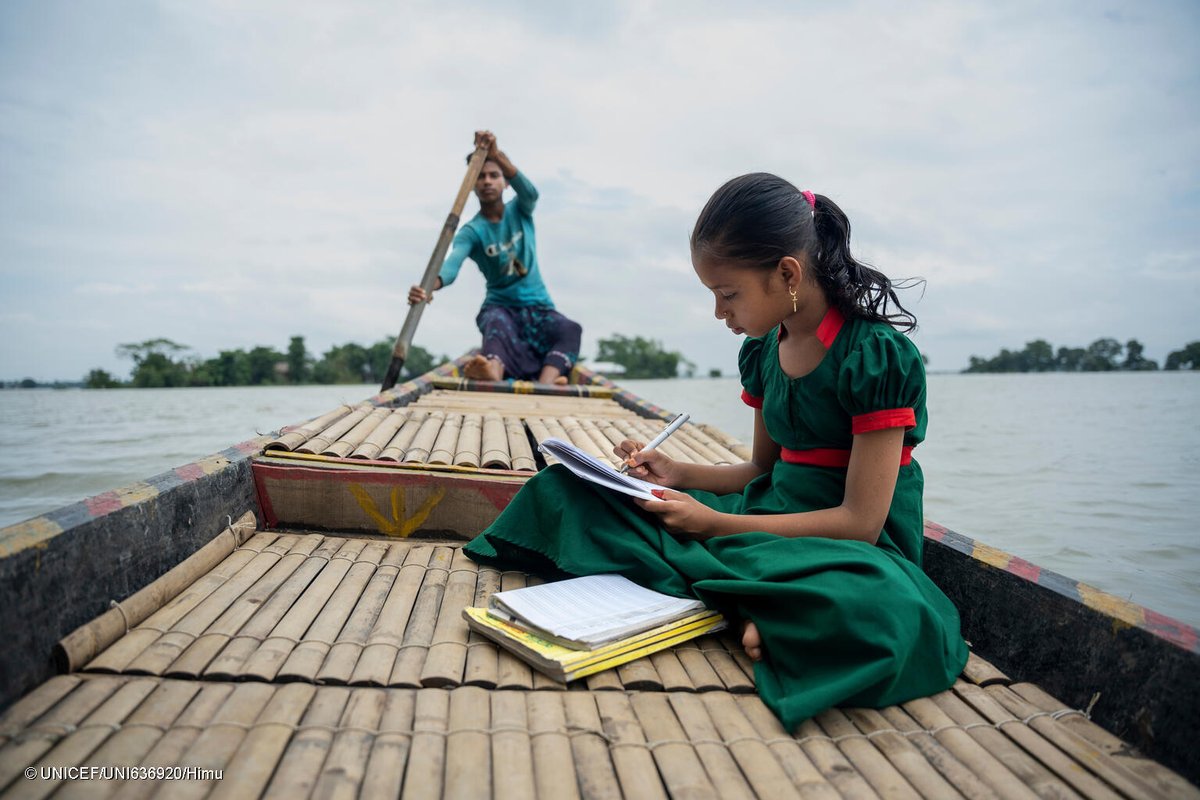 “Because of the water, I couldn't go to my learning centre.”

When it floods, Tawhida, 10, Bangladesh, travels by boat to attend class. 

Her dream? Becoming a doctor.

It’s time to climate-proof education, so children like Tawhida can realize their dreams.

#EducationDay