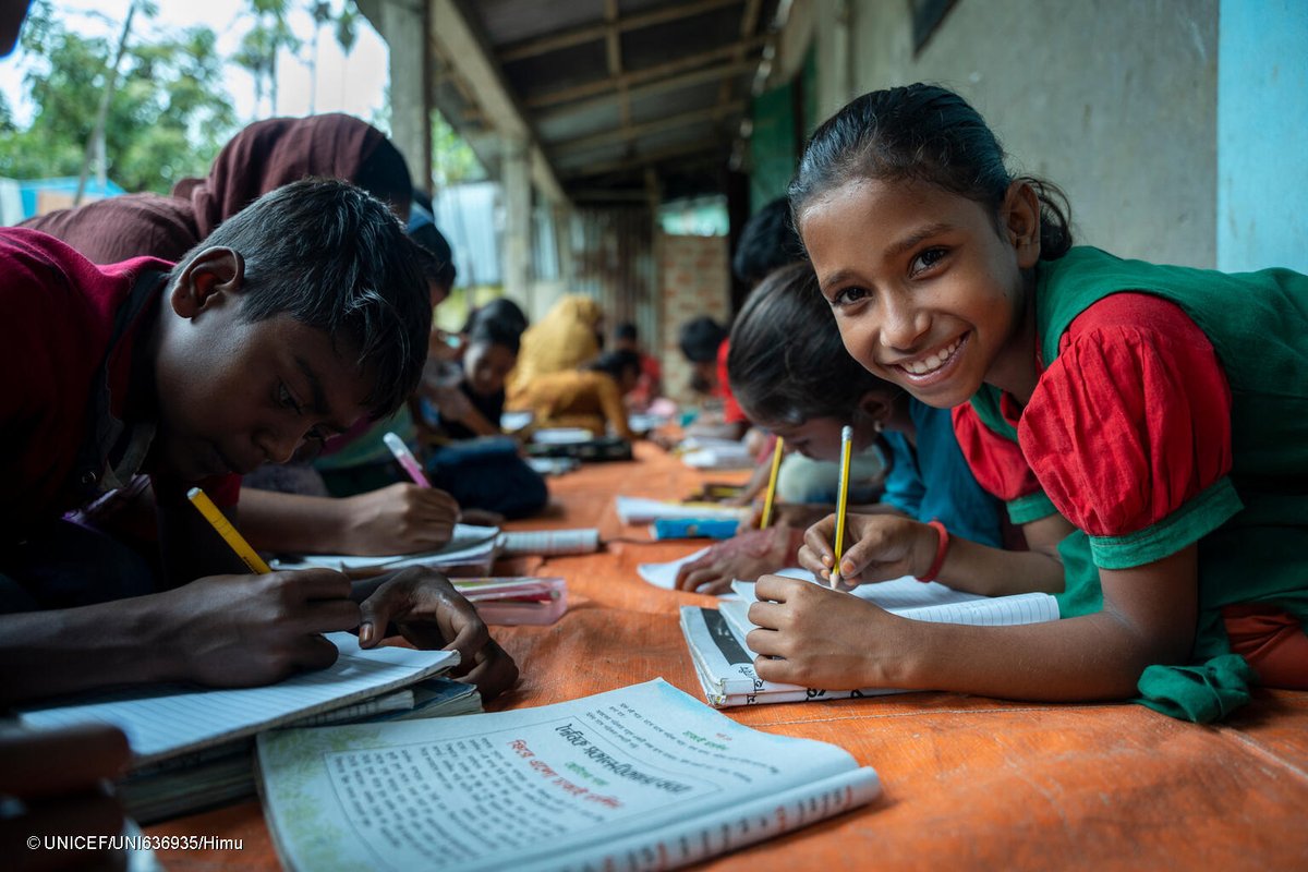 UNICEFEducation's tweet photo. “Because of the water, I couldn't go to my learning centre.”

When it floods, Tawhida, 10, Bangladesh, travels by boat to attend class. 

Her dream? Becoming a doctor.

It’s time to climate-proof education, so children like Tawhida can realize their dreams.

#EducationDay https://t.co/S3FNYMcZrp