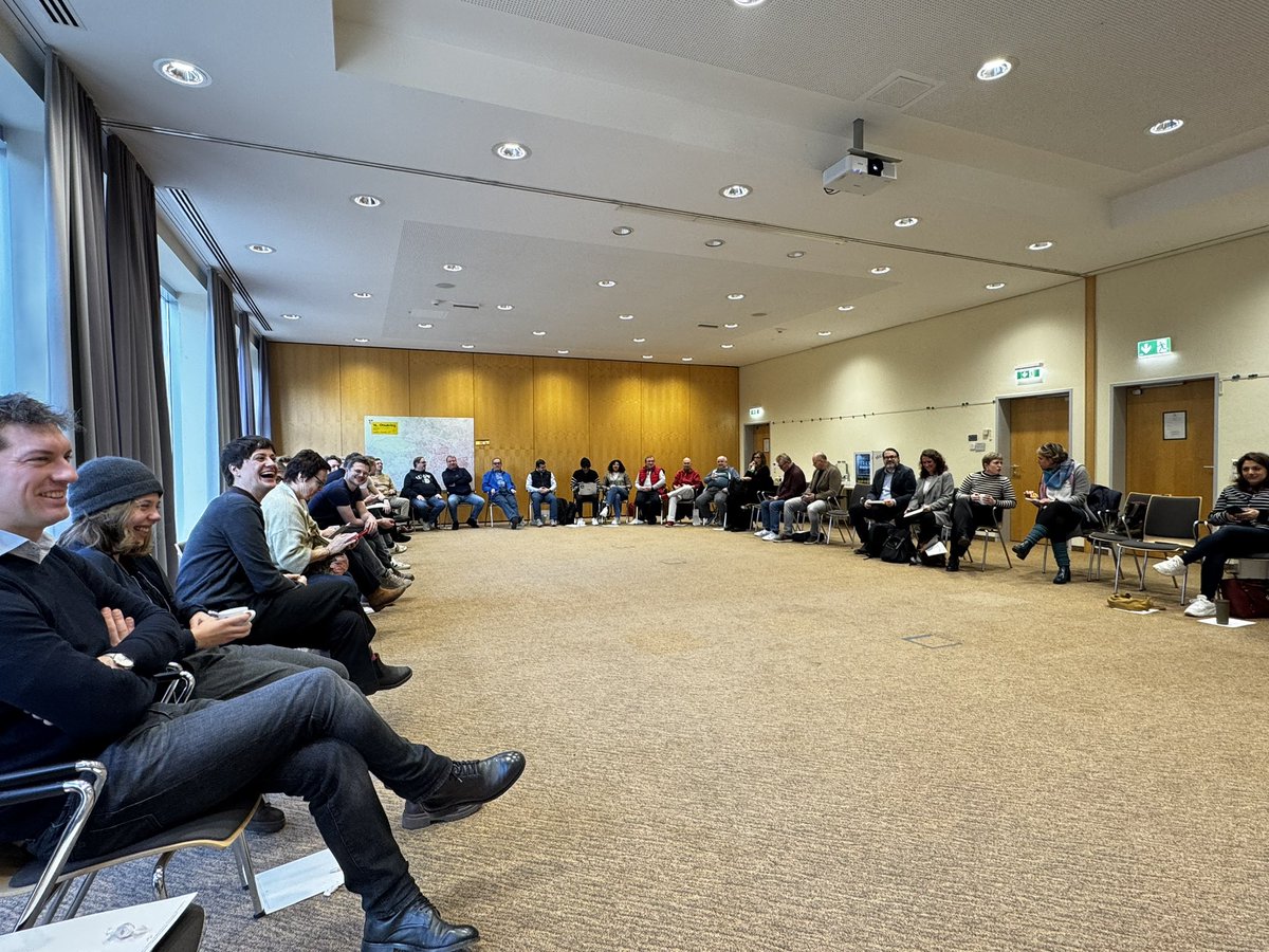 Nachdenken über #otk mit ganz viel Kreativität. Mit dem tollen Team der <a href="/SP_Wien/">SPÖ Wien – Die Wienpartei</a> #ottakring. #bezirksklausur #spö #zukunft #miteinander