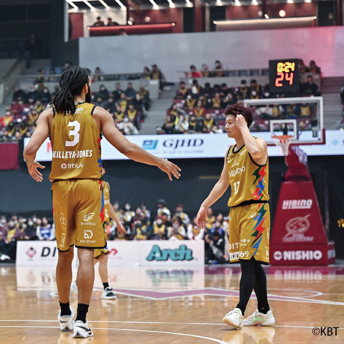 Arch_BAL's tweet photo. [Official Information]
Archは、B.LEAGUE所属の #川崎ブレイブサンダース とオフィシャルスポンサー契約を締結し、コミュニティにフォーカスしたイベント活動支援・発展させる取り組みを進めています。
⁡
https://t.co/hzaVQ7FVLT
⁡
#arch_bal
#川崎ブレイブサンダース
#bravethunders
#BEBRAVE https://t.co/oVuG8BTRsK