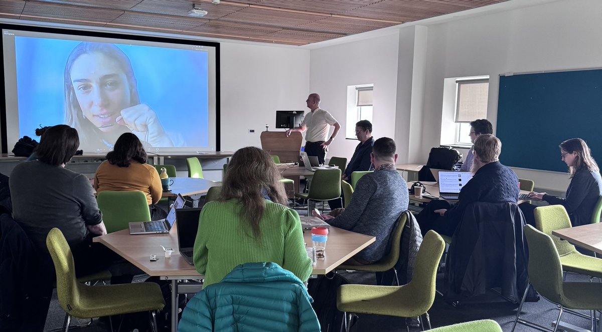wikimediauk's tweet photo. Celebrating the launch of the @UniversityLeeds residency with a Wikimedian in Residence meet up! Great to hear from all the various Wikimedians on what they're up to at their institutions.
#Leeds #Wikimedians #openknowledge #wikipedia #InternationalEducationDay https://t.co/97eMlKaiFV