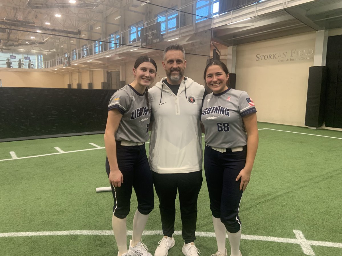 EviCuevas68's tweet photo. Thank you Coach Joe and Coach Liz for an amazing camp on Sunday! The feedback was great and the energy from the team made it fun. @LFCollegeSB @JoeKinsella66 @AriBigda @NLL20272028 https://t.co/Zz7xyQeCDx