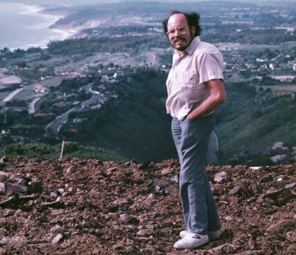 SeismoSocietyAm's tweet photo. The Paul Andrew Spudich Travel Grant honors Paul by supporting travel for SSA student and early-career members who have a research focus on #earthquake source #physics or #groundmotion prediction. Applications open 1 February https://t.co/ZyzowLQ0t7 https://t.co/3ZEzNcQgzQ
