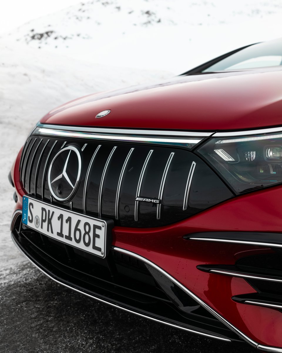 Heimwee naar de feestdagen? Onze @mercedesamg #EQS pakt je in met z'n ultieme kracht, comfort en DYNAMIC PLUS pakket. 🎁

mb4.me/EQS_AMG_NL

📷  @alwinmaigler voor #MBcreator

#MercedesBenz #MercedesAMG