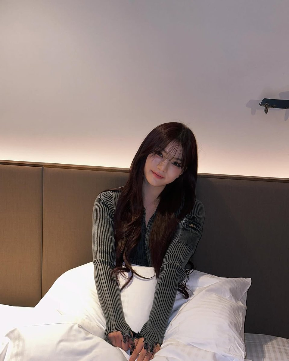 fleurswith's tweet photo. isamovingon instagram update https://t.co/8vu3RUXyIx