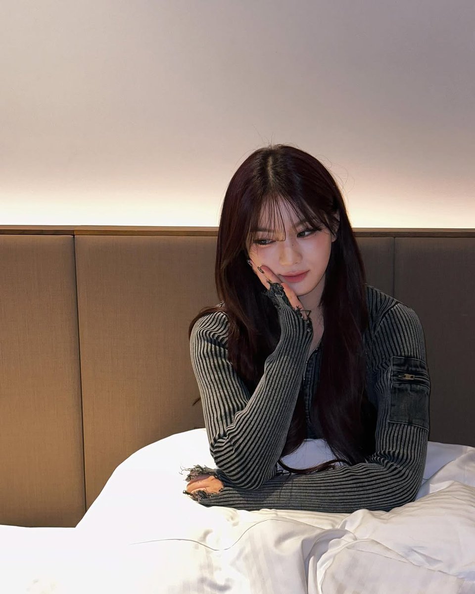 fleurswith's tweet photo. isamovingon instagram update https://t.co/8vu3RUXyIx