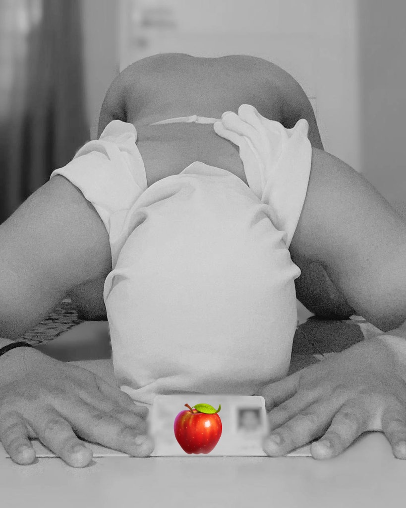 『 Still An Apple 』 tweet media
