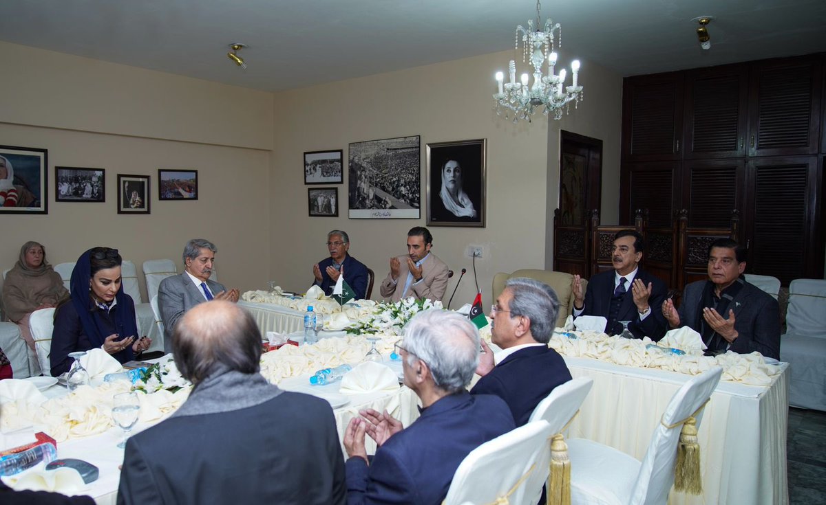 MediaCellPPP's tweet photo. اسلام آباد: پاکستان پیپلزپارٹی کی سینٹرل ایگزیکٹو کمیٹی کا زرداری ہاؤس میں اجلاس

اسلام آباد: پاکستان پیپلزپارٹی کی سینٹرل ایگزیکٹو کمیٹی کے اجلاس میں سی ای سی کے تمام اراکین کی شرکت

اسلام آباد: پاکستان پیپلزپارٹی کی سینٹرل ایگزیکٹو کمیٹی کے اجلاس میں ویڈیو لنک کے ذریعے بھی اراکین نے شرکت کی

اسلام آباد: پاکستان پیپلزپارٹی کی سینٹرل ایگزیکٹو کمیٹی کے اجلاس میں ملکی سیاسی صورت حال پر تبادلہ خیال
@BBhuttoZardari