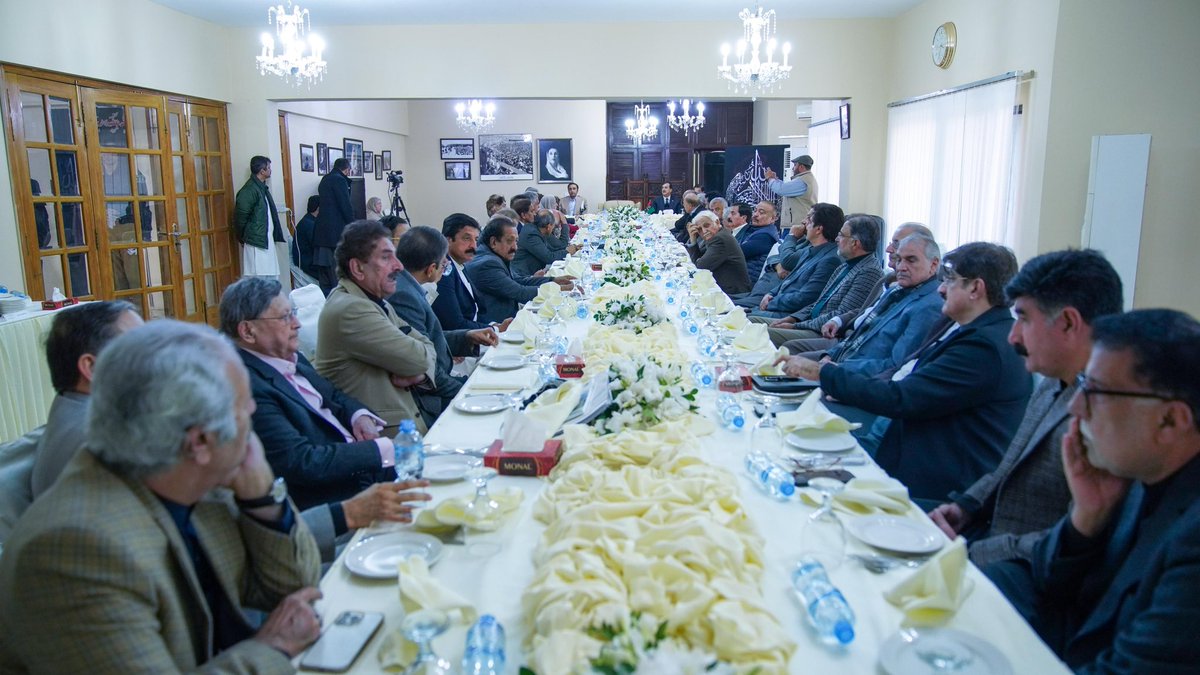MediaCellPPP's tweet photo. اسلام آباد: پاکستان پیپلزپارٹی کی سینٹرل ایگزیکٹو کمیٹی کا زرداری ہاؤس میں اجلاس

اسلام آباد: پاکستان پیپلزپارٹی کی سینٹرل ایگزیکٹو کمیٹی کے اجلاس میں سی ای سی کے تمام اراکین کی شرکت

اسلام آباد: پاکستان پیپلزپارٹی کی سینٹرل ایگزیکٹو کمیٹی کے اجلاس میں ویڈیو لنک کے ذریعے بھی اراکین نے شرکت کی

اسلام آباد: پاکستان پیپلزپارٹی کی سینٹرل ایگزیکٹو کمیٹی کے اجلاس میں ملکی سیاسی صورت حال پر تبادلہ خیال
@BBhuttoZardari