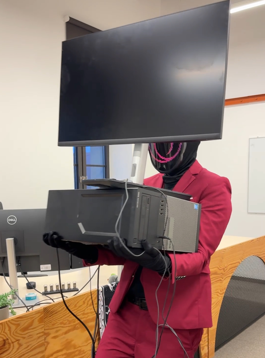 there's GOTTA be an easier way to carry my setup around