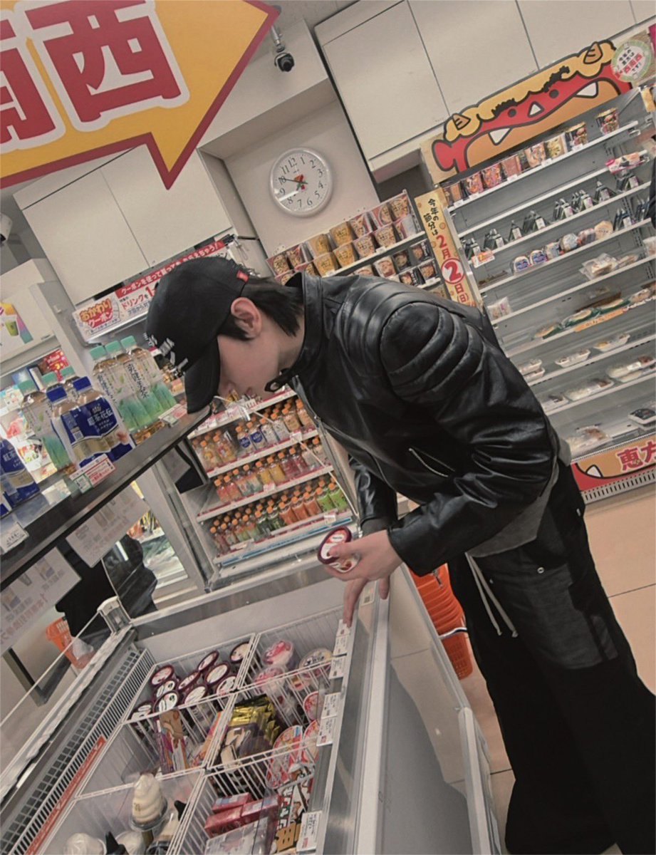 hoonikiz's tweet image. 🍦 #sunghoon