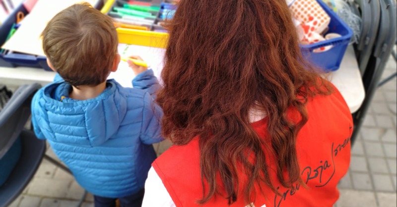 CreuRojaCAT's tweet photo. 👧👦Ajuda'ns a crear un món en què els infants tinguin un bon futur i facin realitat els seus somnis, fent el #TestamentSolidari a favor de la #CreuRoja