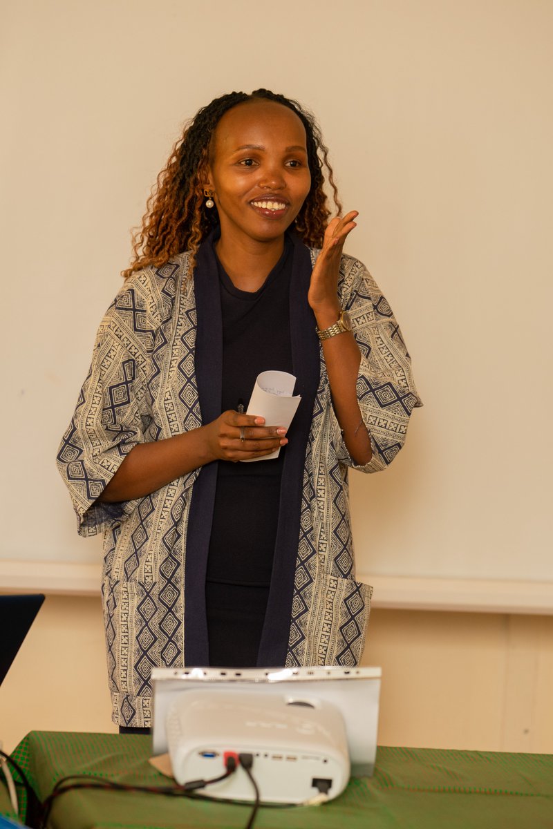Hon. Veronica Maina, in her opening remarks, delivered a powerful message on integrity and excellence in leadership. She urged participants to present themselves with dignity, emphasizing, “In whatever you do, make sure you do it thoroughly and in an excellent manner.” She also