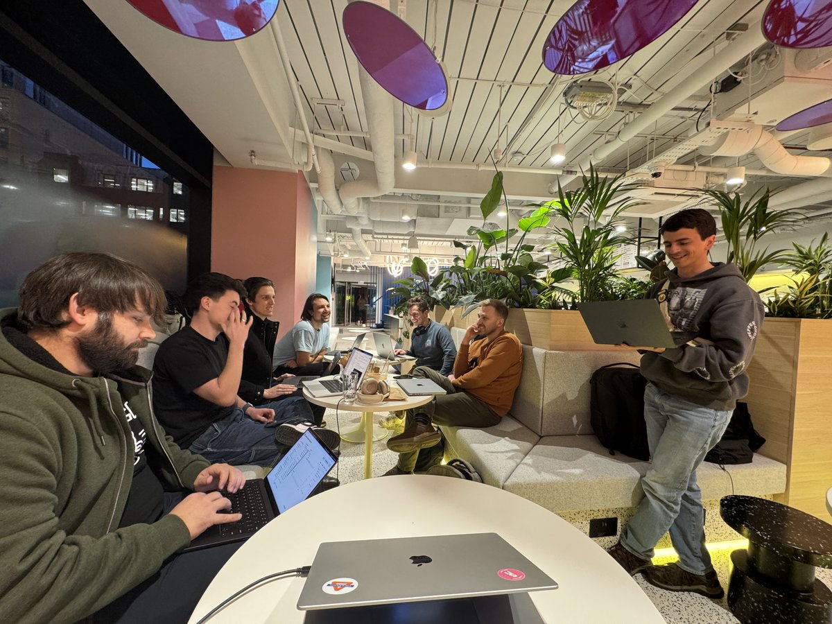 Τobias Whetton (@tobiaswhetton) on Twitter photo Huge turnout at yesterday's <a href="/hackaditch/">hackaditch</a> demos, so many exciting new startups and projects shipping soon 🚀 Huge turnout at yesterday's <a href="/hackaditch/">hackaditch</a> demos, so many exciting new startups and projects shipping soon 🚀