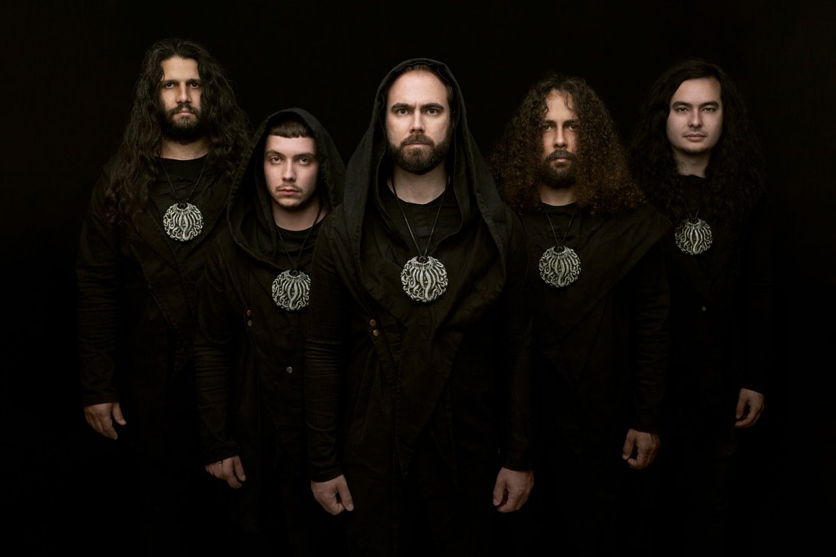 𝐓𝐡𝐞 𝐆𝐫𝐞𝐚𝐭 𝐎𝐥𝐝 𝐎𝐧𝐞𝐬 est sur le chemin de sa quête pour 𝐾𝑎𝑑𝑎𝑡ℎ

Sortie et streaming intégral du nouvel album

🎧The Great Old Ones
🎶Post-Black Metal
🌍France, Bordeaux
💿<a href="/SeasonofMist/">Season of Mist</a>

Info➡️scholomance-webzine.com/2025/01/sortie…