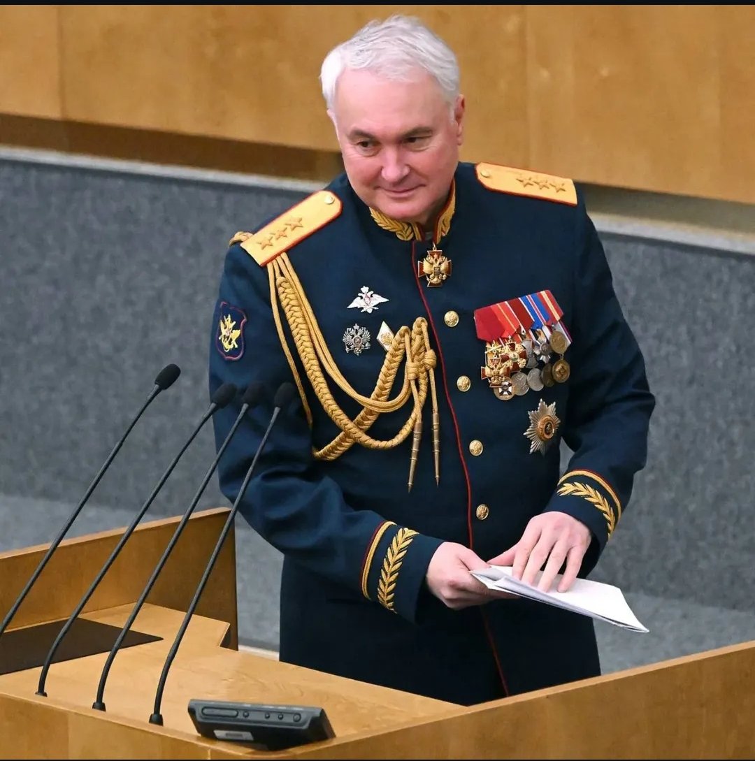 🇷🇺 El conflicto en Ucrania.

No será Trump quien resuelva el problema,sino el ejército ruso,declaró el presidente del Comité de Defensa de la Duma Estatal,Andrei Kartapolov.

"Trump no resolverá ni regulará el conflicto en Ucrania en 100 o 180 días. Lo hará el ejército ruso.

1/2