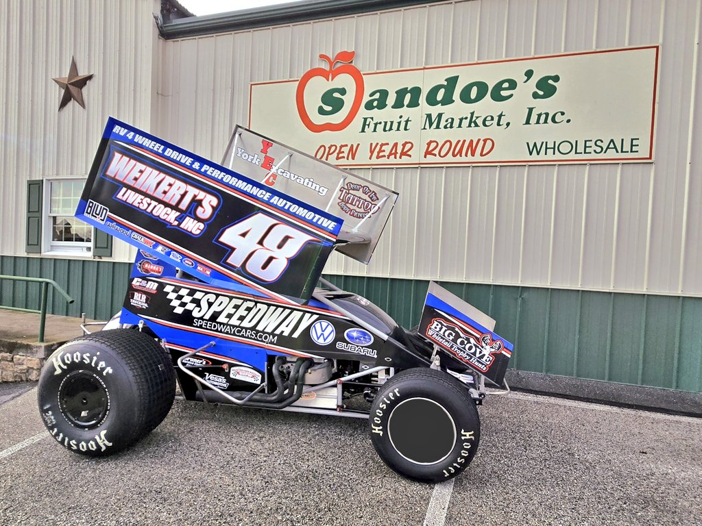 dannydietrich's tweet photo. 📌 NEW LOOK, NEW MERCH, SAME PLAN: @dannydietrich to kick-off 2025 campaign with @ASCSRacing and @WorldofOutlaws starts in the Sunshine State: https://t.co/K3ogtXZcor… 

👕: https://t.co/PpuU62eBdz https://t.co/1oNl1dwOcS