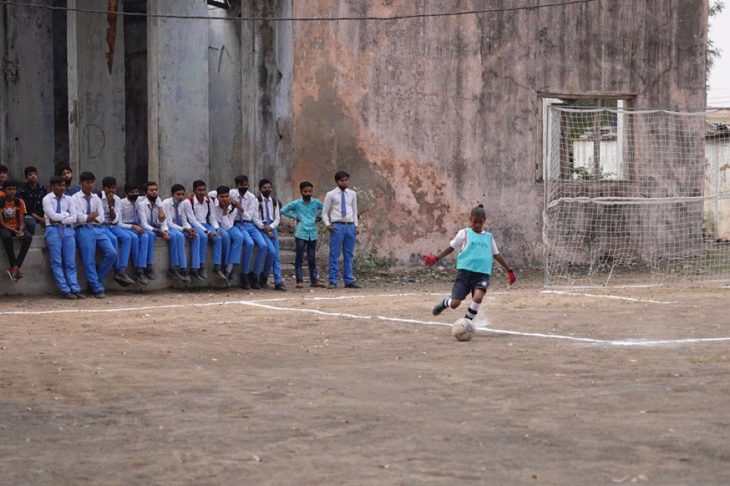 This one photo captures our aspiration at <a href="/NanhiKali/">nanhikali</a> &amp; <a href="/naandi_india/">Naandi Foundation</a> 

Women on the field. 

Not spectators…

In less than a year we have facilitated 856 Girls Football Teams thanks to the tireless work of <a href="/roymeenakshi4/">Meenakshi Roy</a>  and an all-women coaches team under <a href="/gnwLisa/">lisa@globalnomadsworld.com</a>

Onward to a
