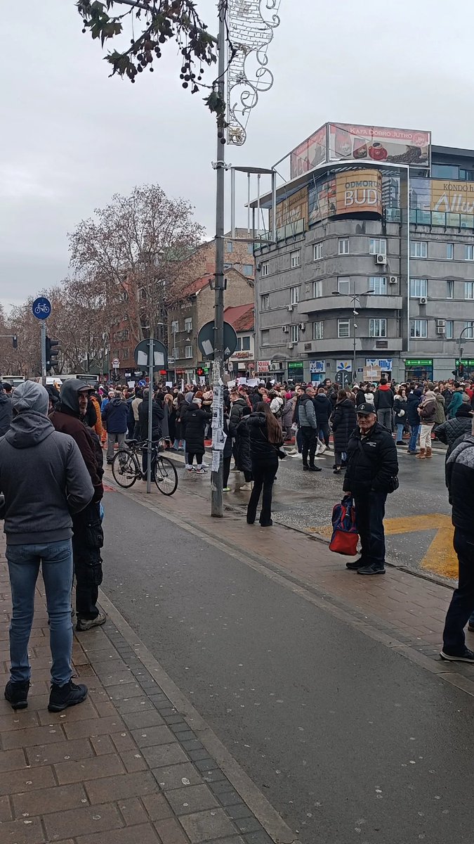 Живковић (@zokijevmali) on Twitter photo 