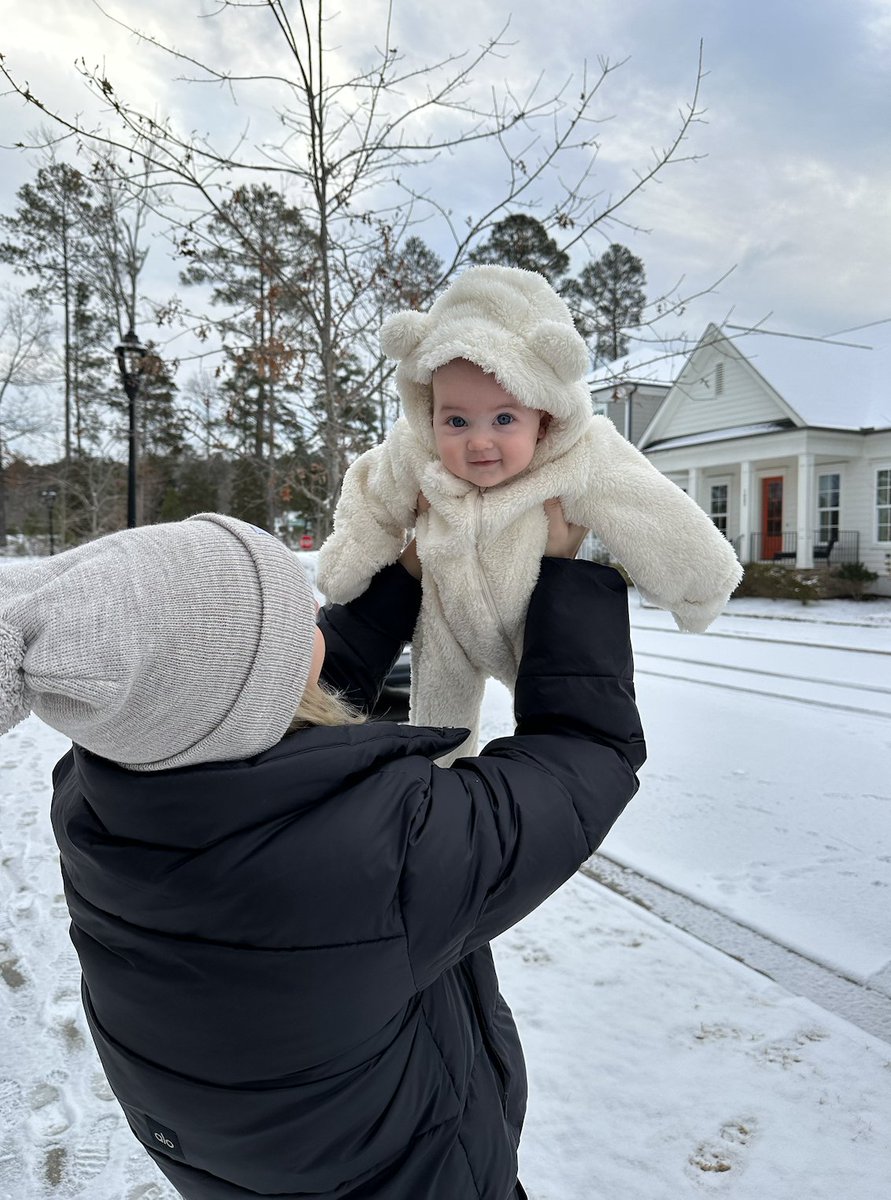 THE rAVe Agency tweet media