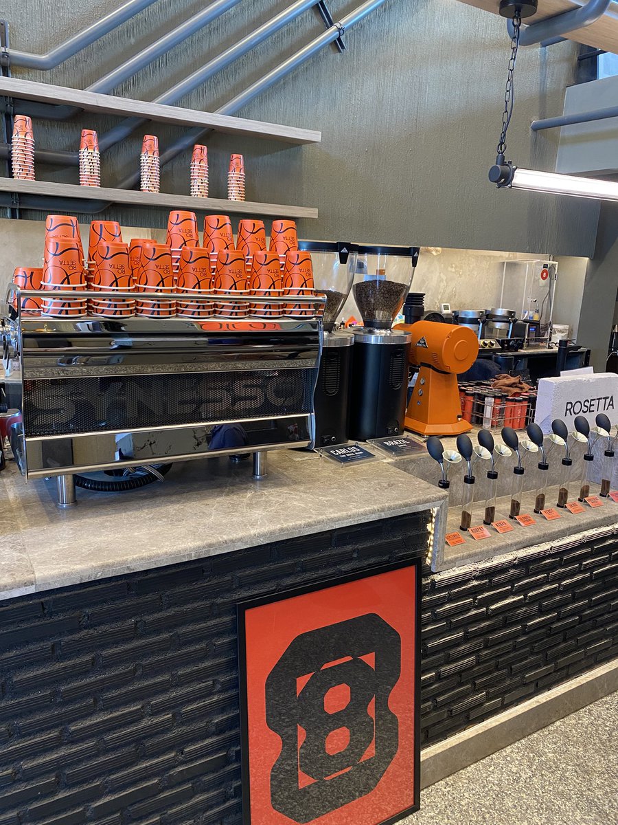 kwantwit's tweet photo. ☕️ 𝗥𝗼𝘀𝗲𝘁𝘁𝗮 𝗥𝗼𝗮𝘀𝘁𝗲𝗿𝘆 คาเฟ่สีดำส้มเท่ ของดีฉะเชิงเทรา

https://t.co/stolsQ7Q1J

#คาเฟ่ฉะเชิงเทรา #โรงคั่วฉะเชิงเทรา #ตามขวัญมา https://t.co/rL2dG2nQ9W