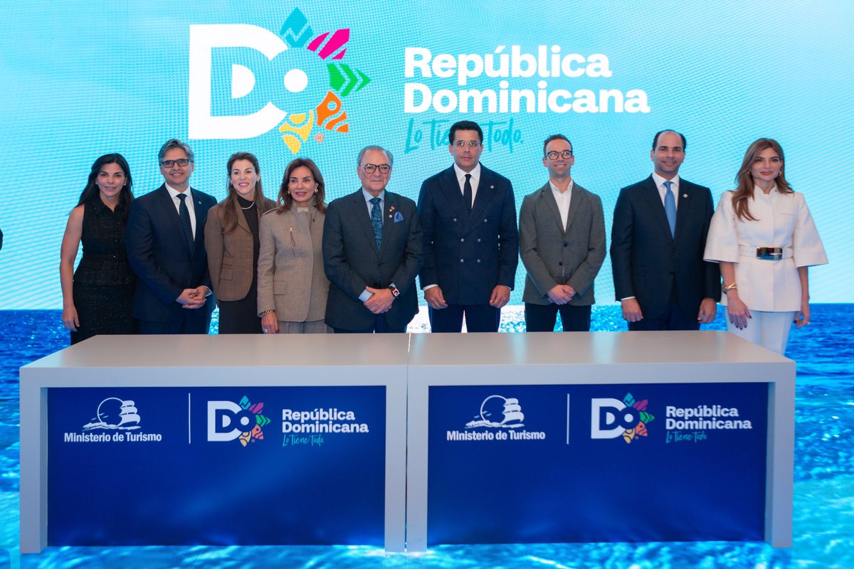 Familia RAINIERI anuncia en <a href="/fitur_madrid/">FITUR</a> la primera apertura en RD, Rosewood Punta Cana. El nuevo resort, cuyo lanzamiento está previsto para el 2029, estará ubicado en 50 acres de terreno de primera categoría, que incluyen 400 metros de playa virgen. <a href="/TurismoRD/">Ministerio de Turismo RD</a> <a href="/FrankERainieri/">Frank Elias Rainieri</a>