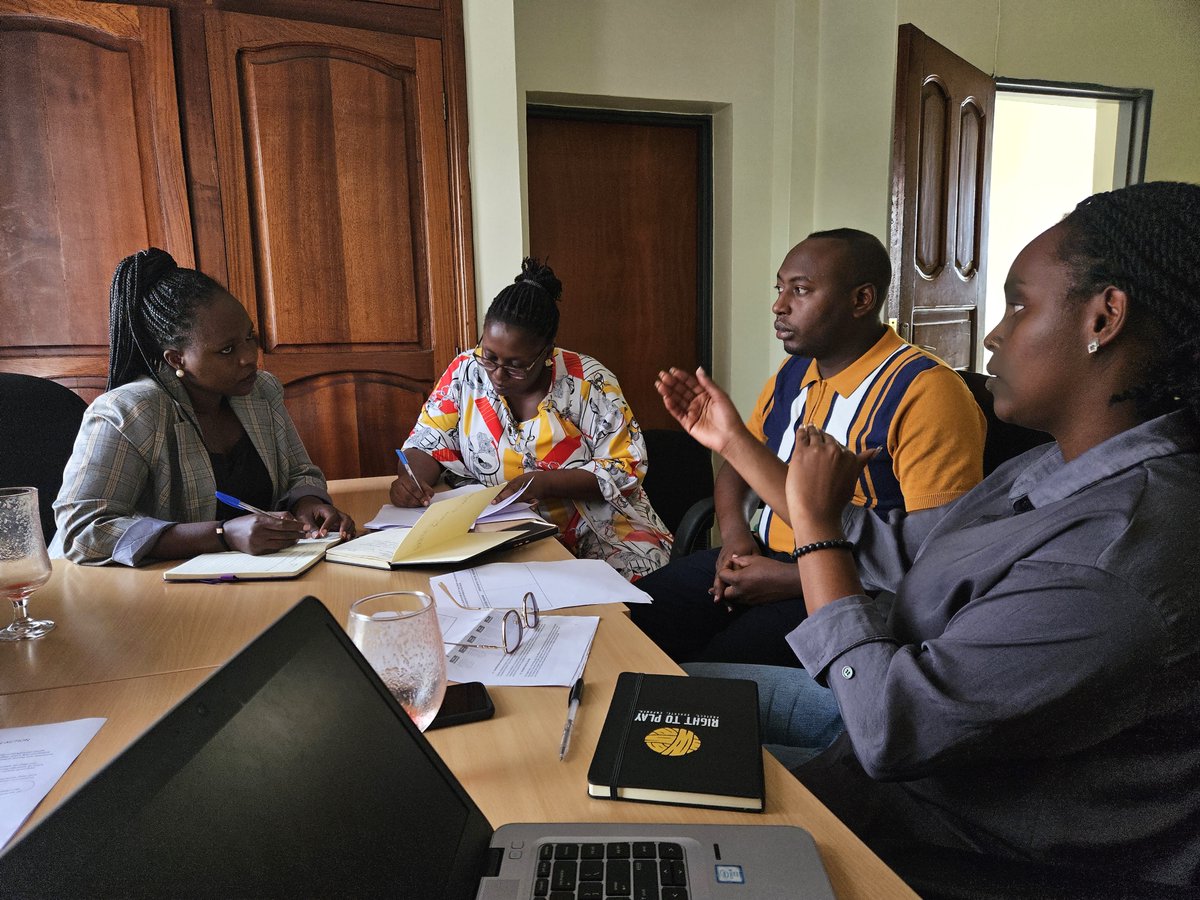 DOTRwanda's tweet photo. Today, #DSEConsortium wrapped up a 2-day Gender-Responsive Programming Workshop for #DSEProgram. Partners explored:
📌Key gender concepts
📌Barriers to gender-responsive programming
📌Co-created action plans
@MastercardFdn @IntangoTss @ShecancodeRW @klabrw @SolvIT_Africa @BodhiGA https://t.co/wHeg1u7CT1