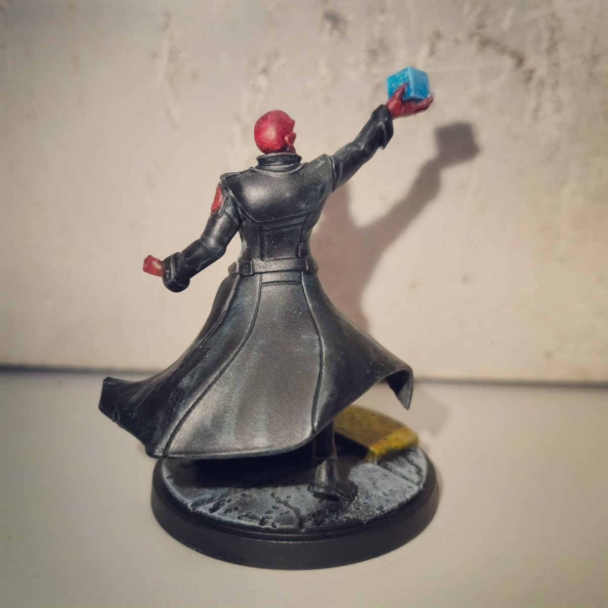AlvaroDeLamo's tweet photo. Red Skull, Máster of the World (Johann Schmidt)

#marvel #marvelcrisisprotocol #redskull #masteroftheworld #johannschmidt #cabal #hydra #wargame #miniaturepainting #miniature #tabletop https://t.co/YzppwSCZ6i