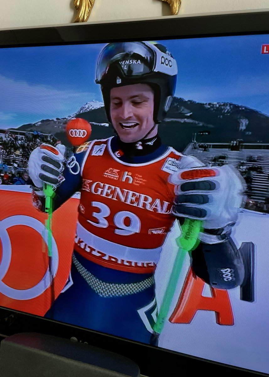 Pernilla Wiberg, OLY (@pernillawiberg) on Twitter photo Grattis Felix, vilket åk!!! #kitzbuhel #superg #hahnenkammrennen 👏🏻🙌🏻🤩 #nevergiveup <a href="/fisalpine/">FIS Alpine</a> #felixmonsen #vinterstudion #svtsport Grattis Felix, vilket åk!!! #kitzbuhel #superg #hahnenkammrennen 👏🏻🙌🏻🤩 #nevergiveup <a href="/fisalpine/">FIS Alpine</a> #felixmonsen #vinterstudion #svtsport