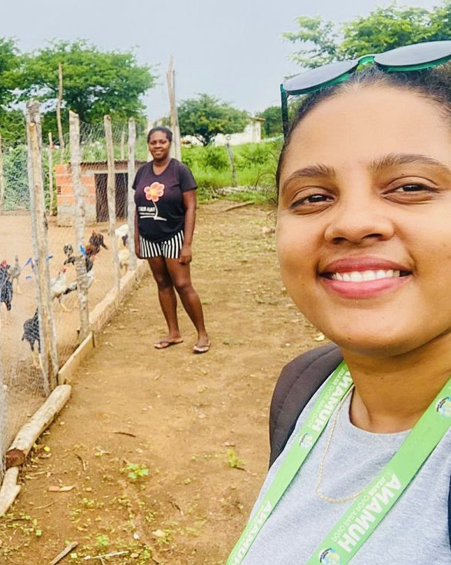 HPPBrasil's tweet photo. Mulheres do Velho Chico, na Bahia, estão transformando o campo! 🌾 Nos municípios de Ibotirama, Muquém de São Francisco, Sítio do Mato, Paratinga e Serra do Ramalho, com o apoio da ANATER e @mdagovbr, elas impulsionam seus empreendimentos rurais, garantindo autonomia e renda. https://t.co/AjLgfPsJkq