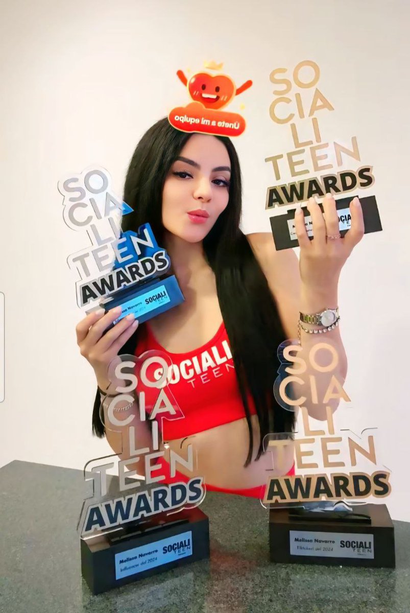 Teammarthas1's tweet photo. GANADORA EN 4 CATEGORIAS #socialiteen #melissanavarro #soymelissanavarro https://t.co/QhmiFeGUGb