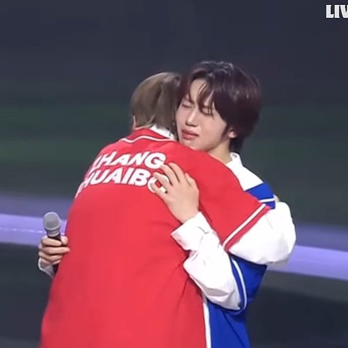 chwoongki's tweet image. did we make it?           yes we did

#유니버스리그 #UNIVERSELEAGUE