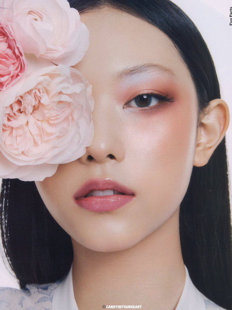 #HAERIN para a edição de fevereiro da Vogue Korea.

#NewJeans #뉴진스 #JeanzForFree