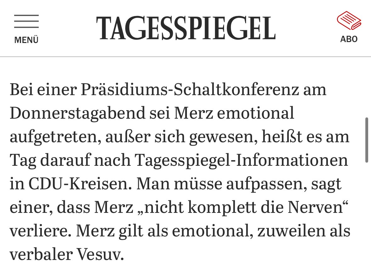 Um es mit Helmut Schmidt zu sagen:
„Dieser Mann hat keine Kontrolle über sich. Und deshalb darf er erst recht keine Kontrolle über unseren Staat bekommen."