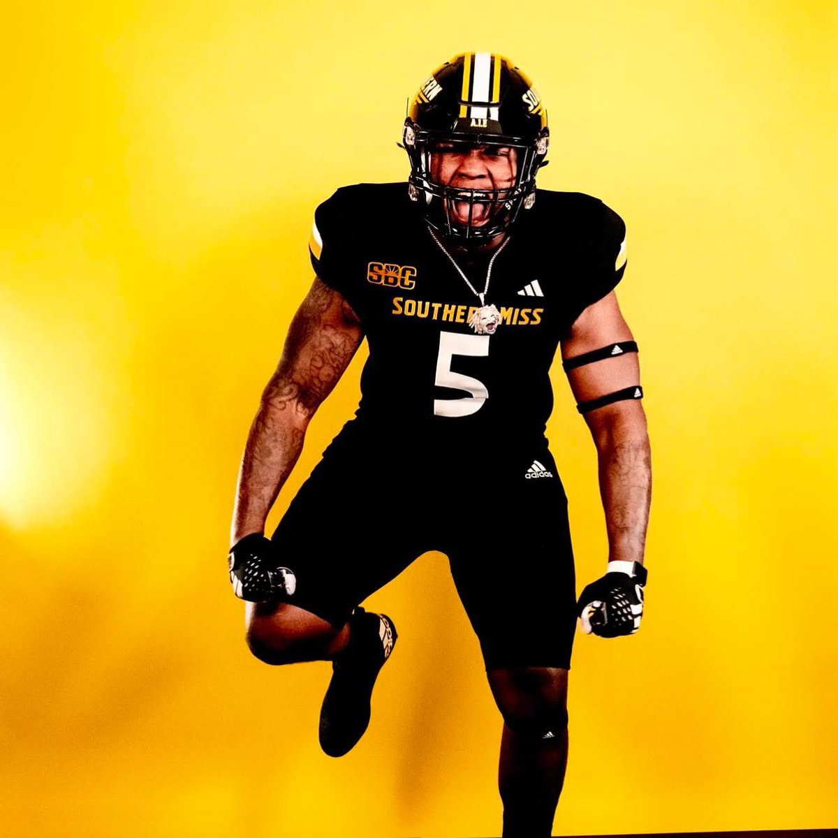 Jorden Rush (@jorden_rush) on Twitter photo #AGTG! After a great conversation with <a href="/Coach_B_DEAD/">Brandon Deaderick</a> I am blessed to receive my second D1 offer from <a href="/SouthernMissFB/">Southern Miss Football</a>π‘β«οΈ π¦
<a href="/RogerBurtonwphs/">Roger Burton</a> <a href="/WP_Athletics/">West Point Green Wave #TooMuchPoint</a> <a href="/MacCorleone74/">Rion (Ree-un) Young</a> <a href="/Marcusdent93/">Marcus L Dent</a> <a href="/LawrencHopkins/">Lawrence Hopkins</a> <a href="/ScottLashleyPRF/">SLP athlete</a> <a href="/_NoahLawson/">Noah Lawson</a> #AGTG! After a great conversation with <a href="/Coach_B_DEAD/">Brandon Deaderick</a> I am blessed to receive my second D1 offer from <a href="/SouthernMissFB/">Southern Miss Football</a>π‘β«οΈ π¦
<a href="/RogerBurtonwphs/">Roger Burton</a> <a href="/WP_Athletics/">West Point Green Wave #TooMuchPoint</a> <a href="/MacCorleone74/">Rion (Ree-un) Young</a> <a href="/Marcusdent93/">Marcus L Dent</a> <a href="/LawrencHopkins/">Lawrence Hopkins</a> <a href="/ScottLashleyPRF/">SLP athlete</a> <a href="/_NoahLawson/">Noah Lawson</a>