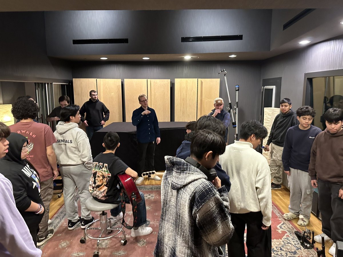 PinerPride's tweet photo. ๐ถโจ Our Recording Arts students had an incredible field trip to Lakehouse Studios in Asbury Park!
They recorded with a talented student band, impressing the engineers with their skills. Our students also explored how technology enhances music!
#RecordingArts #PinerPride https://t.co/mPMHk1mKvV
