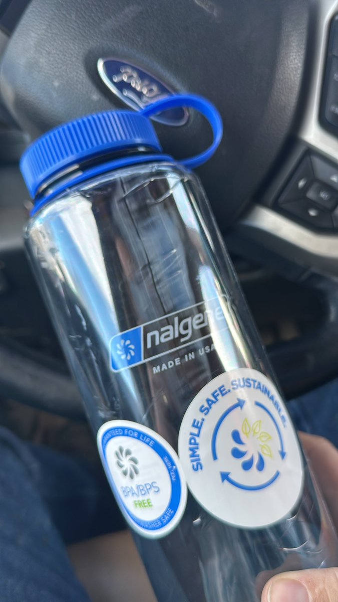 Walks into Cabelas

Me: where’s your nalgenes

Cabelas: my what?

Me: a water bottle for hiking

Cabelas: oh you mean hydro flask, those are in camping 

WTF is a hydro flask